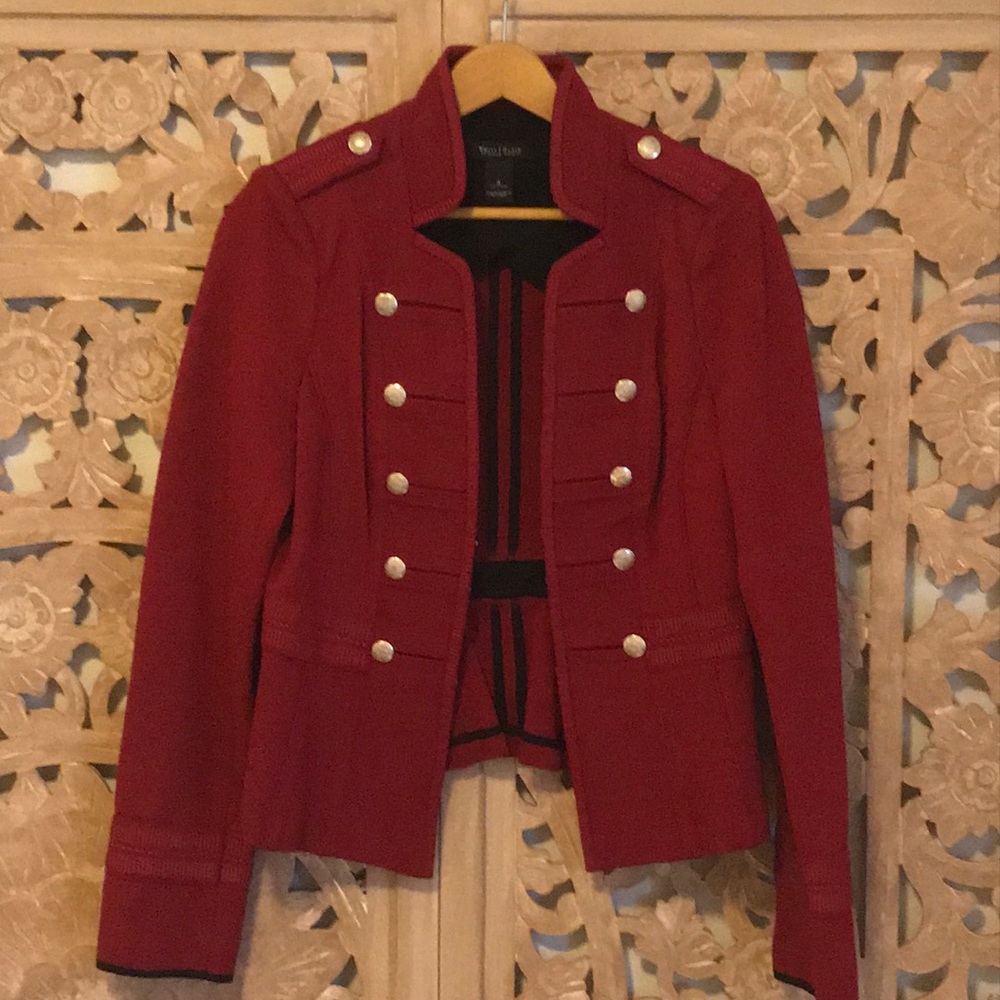 White House black market Red Coat
